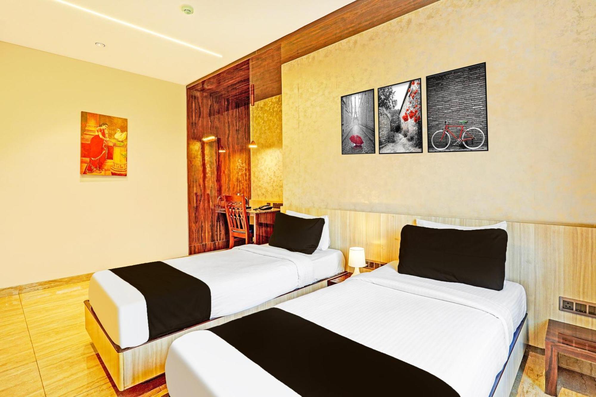 Hotel Super Townhouse Indiranagar Bangalore Esterno foto