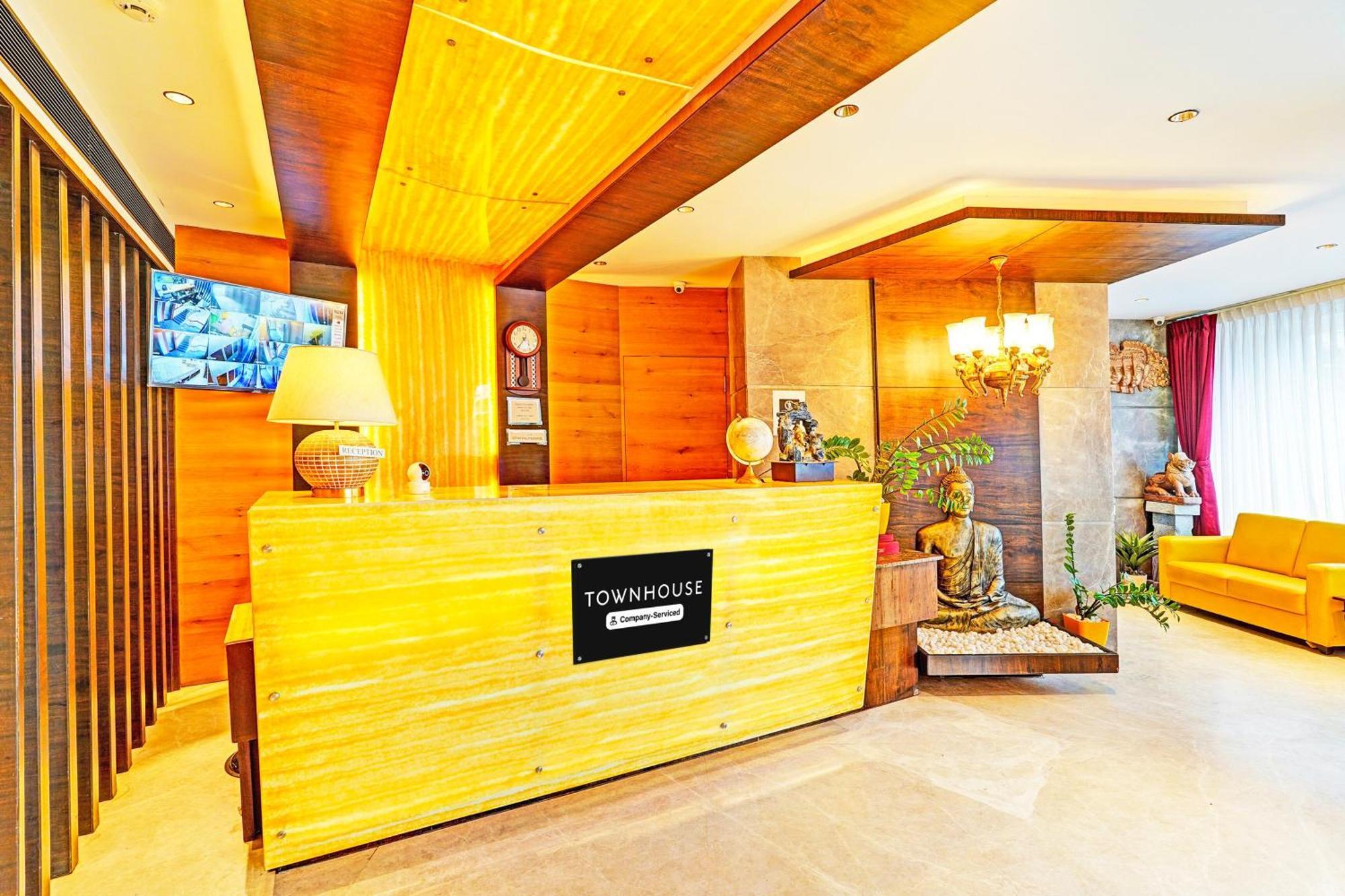 Hotel Super Townhouse Indiranagar Bangalore Esterno foto