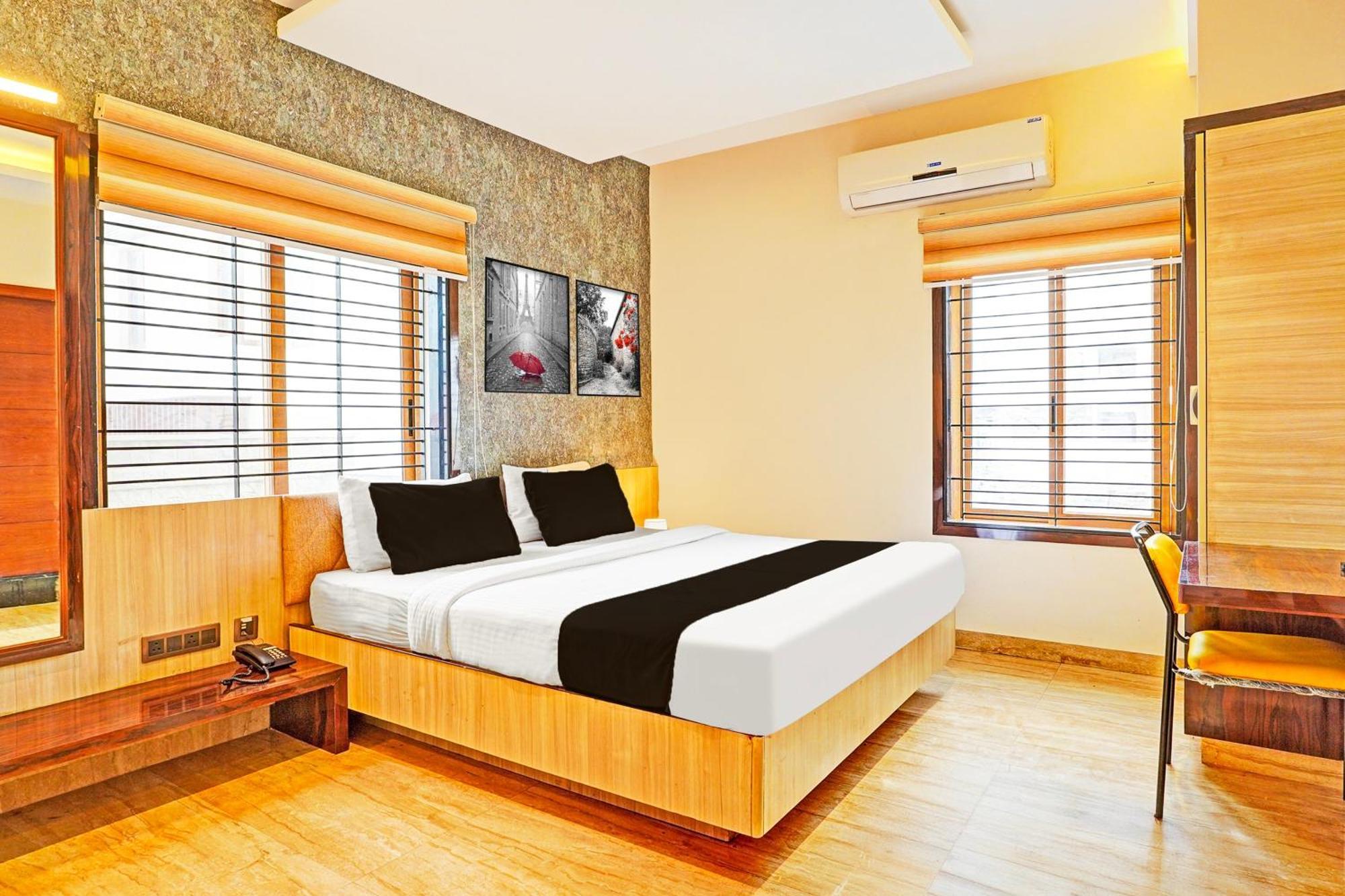 Hotel Super Townhouse Indiranagar Bangalore Esterno foto