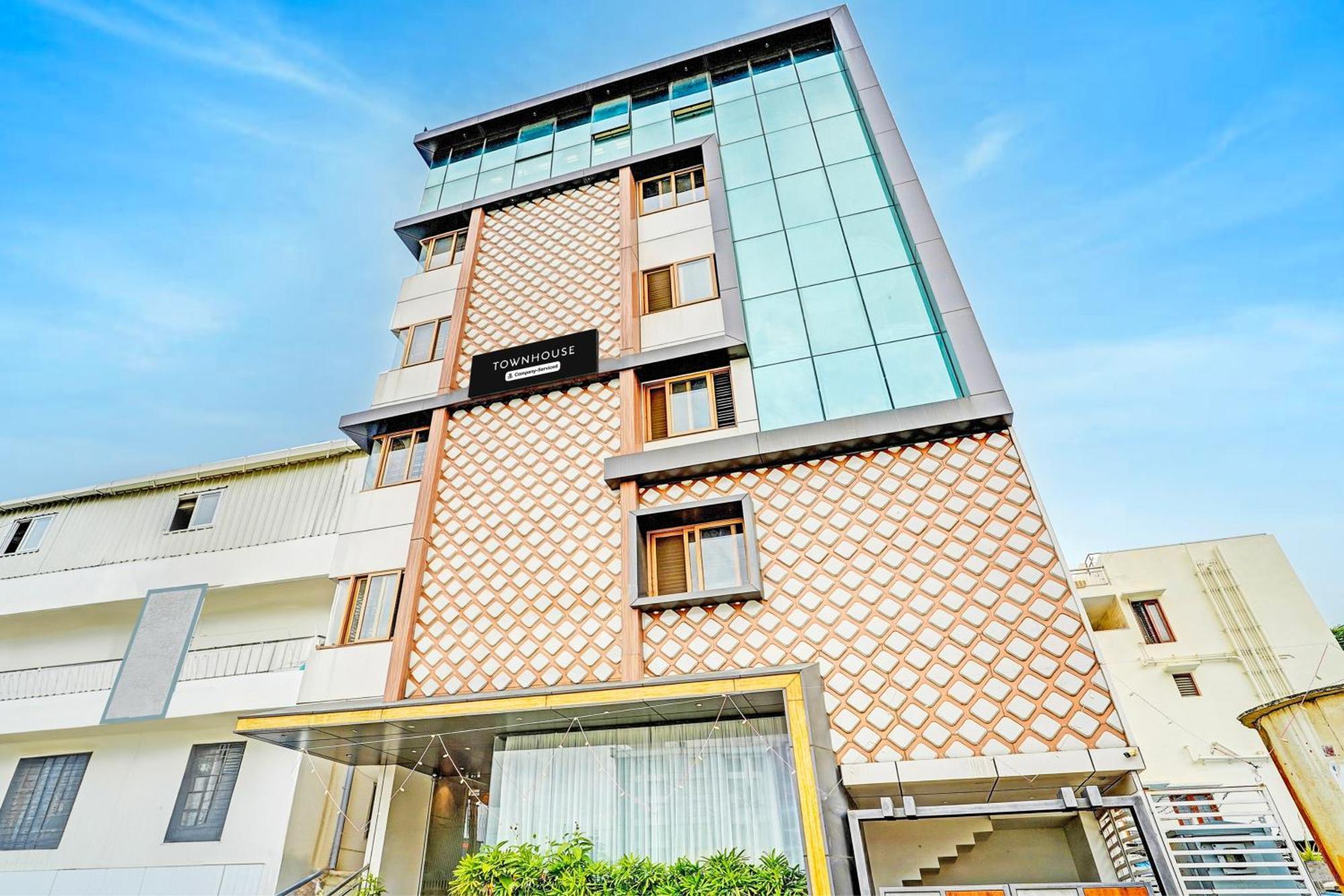 Hotel Super Townhouse Indiranagar Bangalore Esterno foto